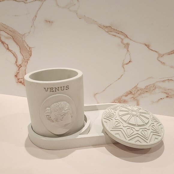 Venus God Concrete Candle Vessel set